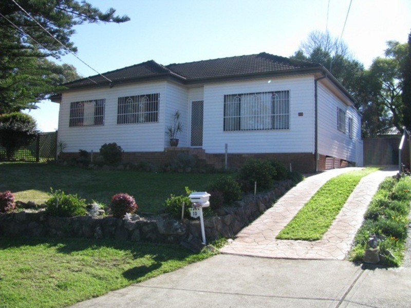10 Reginald Place, Merrylands NSW 2160