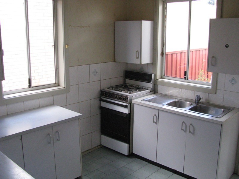 88A South street, Granville NSW 2142