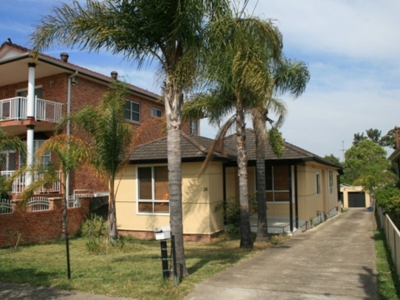 18 Linthorne Street, Guildford NSW 2161