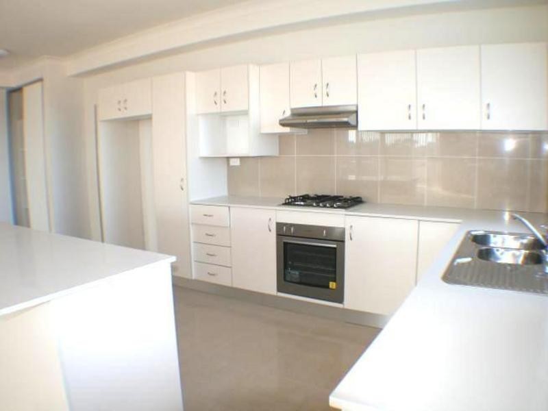 2/40 Earl Street, Merrylands NSW 2160