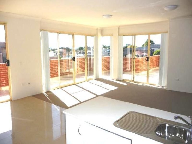 33/40 Earl Street, Merrylands NSW 2160