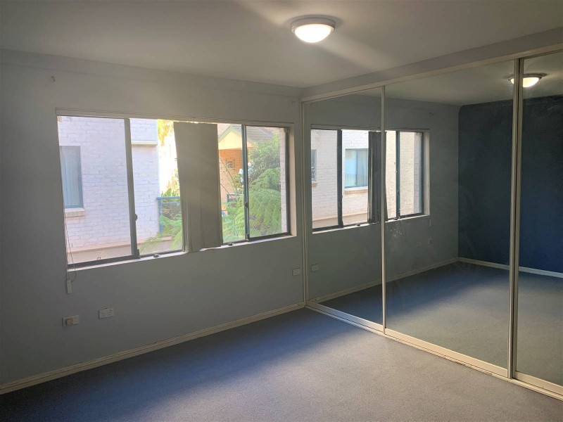 1/60-64 Cowper Street, Granville NSW 2142