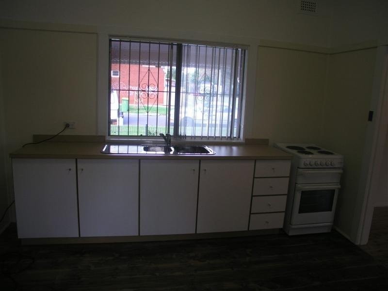 2/172 Excelsior Street, Granville NSW 2142