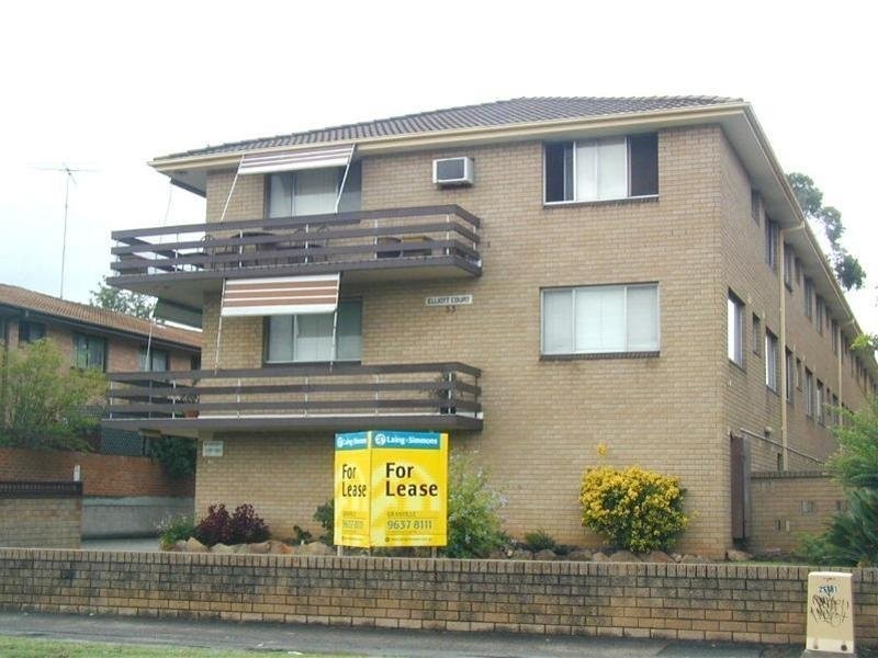 8/33 Blaxcell Street, Granville NSW 2142