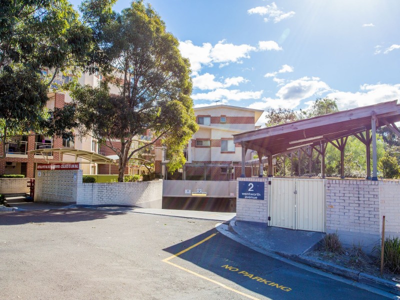 37/2 Wentworth Avenue, Toongabbie NSW 2146