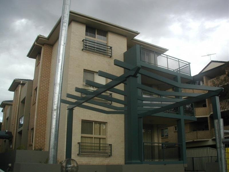 5/18 Addlestone Road, Merrylands NSW 2160