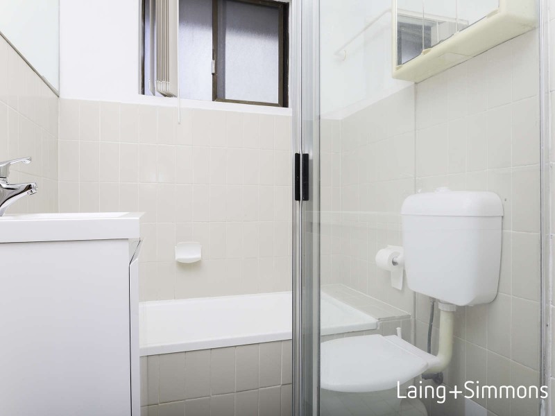 8/22 Louis Street, Granville NSW 2142