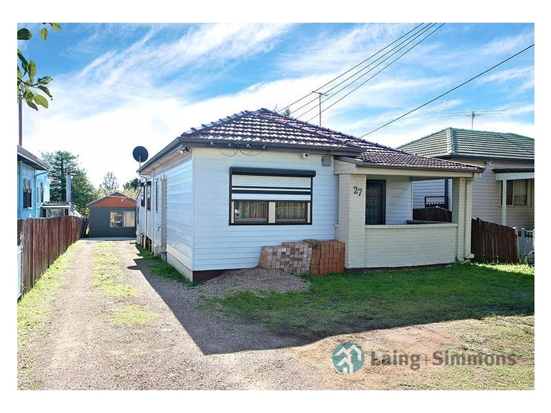 27 Rawson Road, Guildford NSW 2161