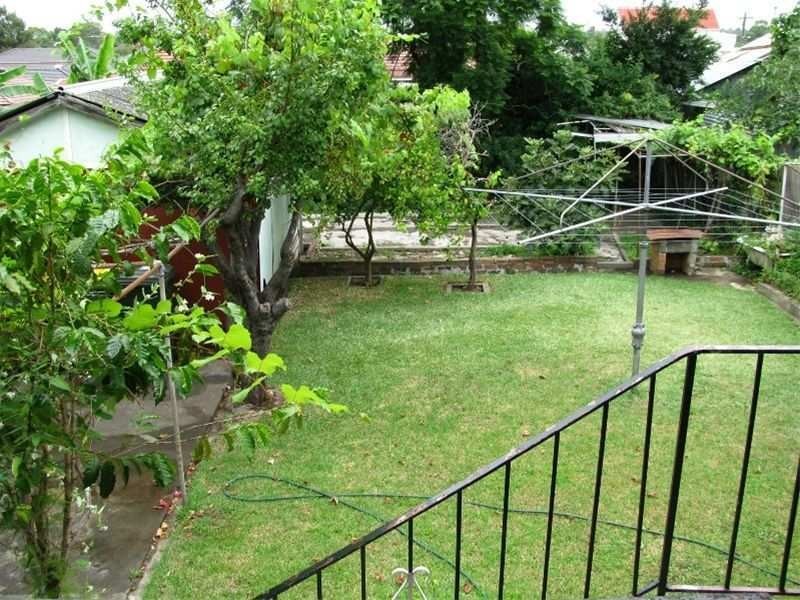 84 William, Granville NSW 2142