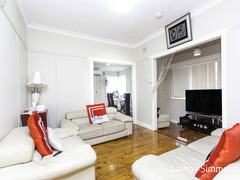 5 Bury Street, Guildford NSW 2161