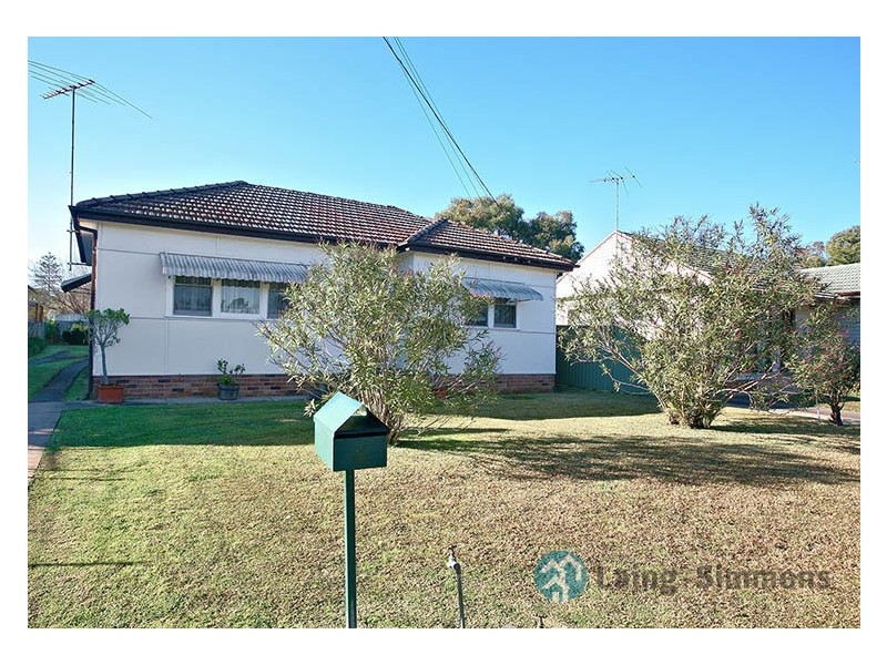 6 Johnstone Street, Guildford NSW 2161