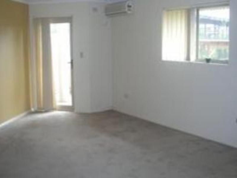 19/02 Wentworth Avenue, Toongabbie NSW 2146