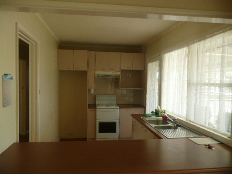 92 Barlow Drive, Cambridge Park NSW 2747