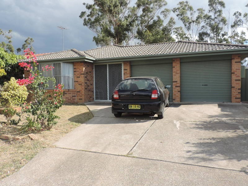 25 Debbie CCT, Mount Druitt NSW 2770