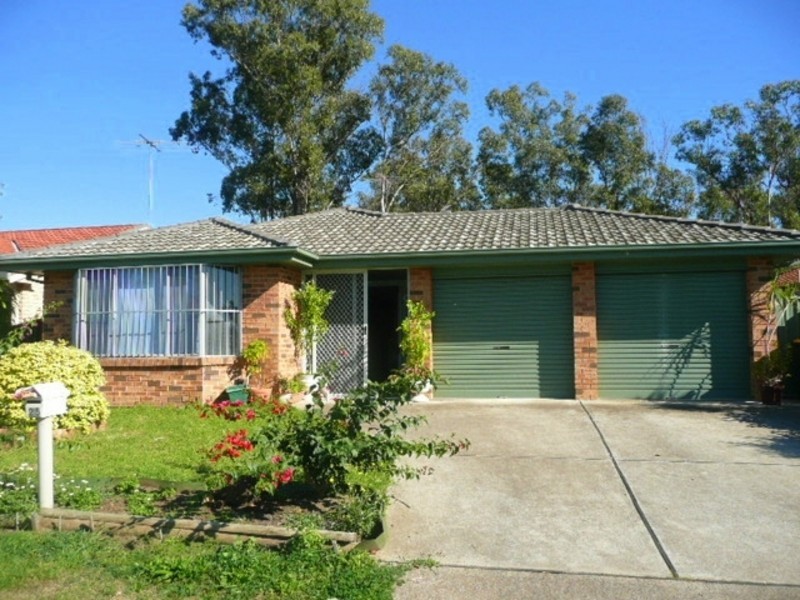 25 Debbie Cct, Mount Druitt NSW 2770