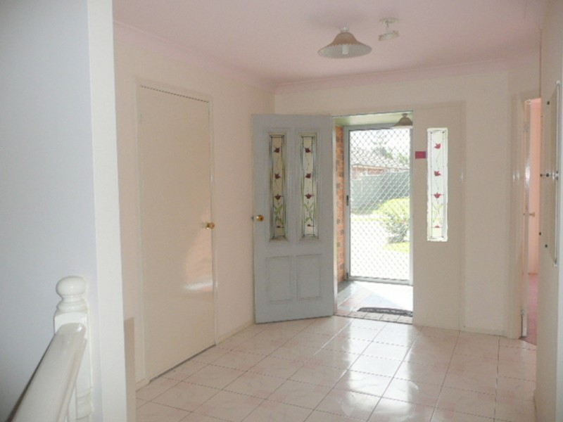 25 Debbie Cct, Mount Druitt NSW 2770