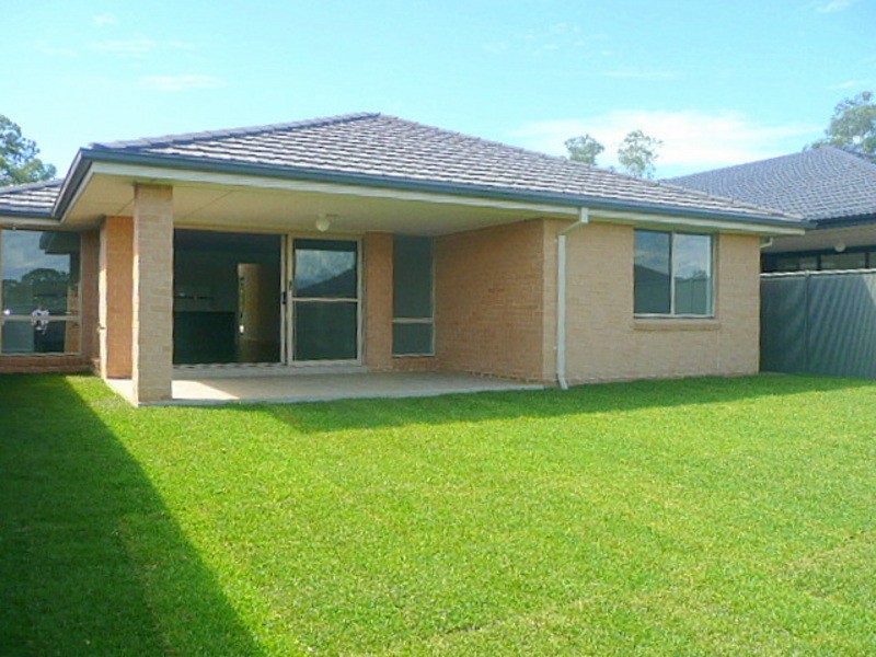 9 Bluebell Cresent, Ropes Crossing NSW 2760
