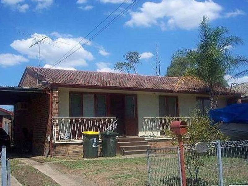 13 Mendelssohn Ave, Emerton NSW 2770
