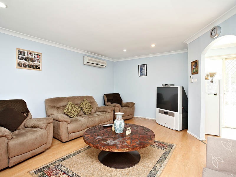 9 Medlow Drive, Quakers Hill NSW 2763