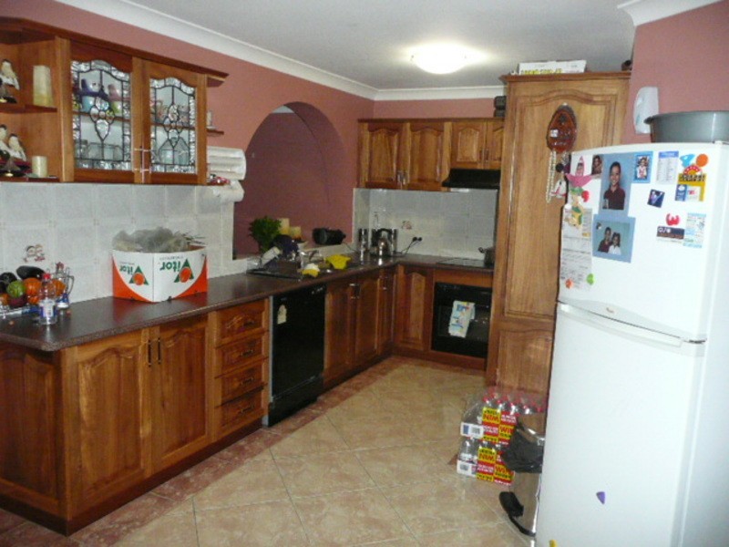 10 Calida Cres, Hassall Grove NSW 2761