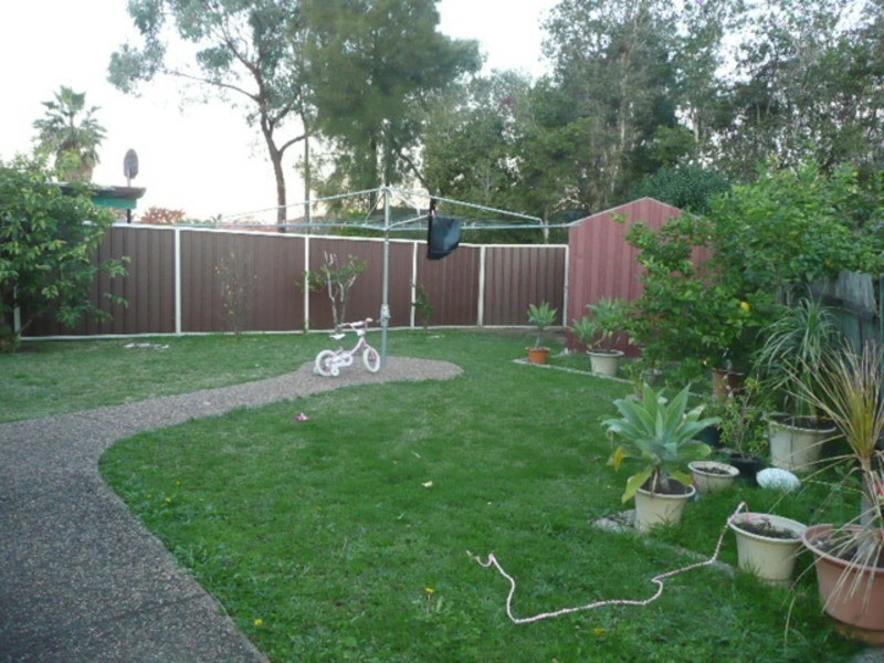 10 Calida Cres, Hassall Grove NSW 2761