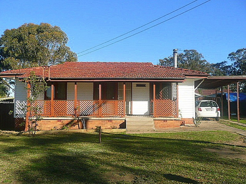 9 Falkirk Cres, Dharruk NSW 2770