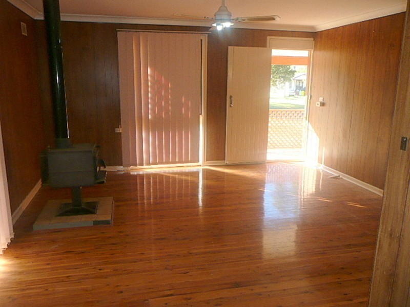 9 Falkirk Cres, Dharruk NSW 2770