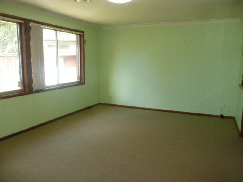 8 Siemens Crescent, Emerton NSW 2770