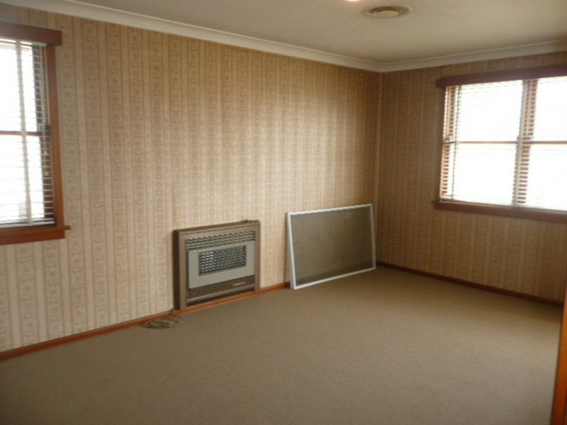 8 Siemens Crescent, Emerton NSW 2770