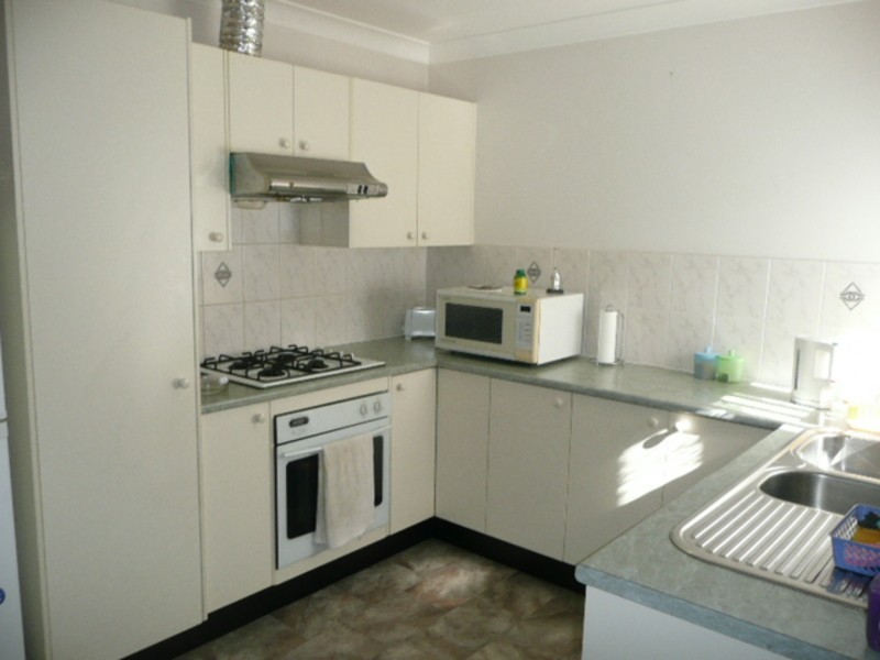 2/14 Braddon Street, Oxley Park NSW 2760