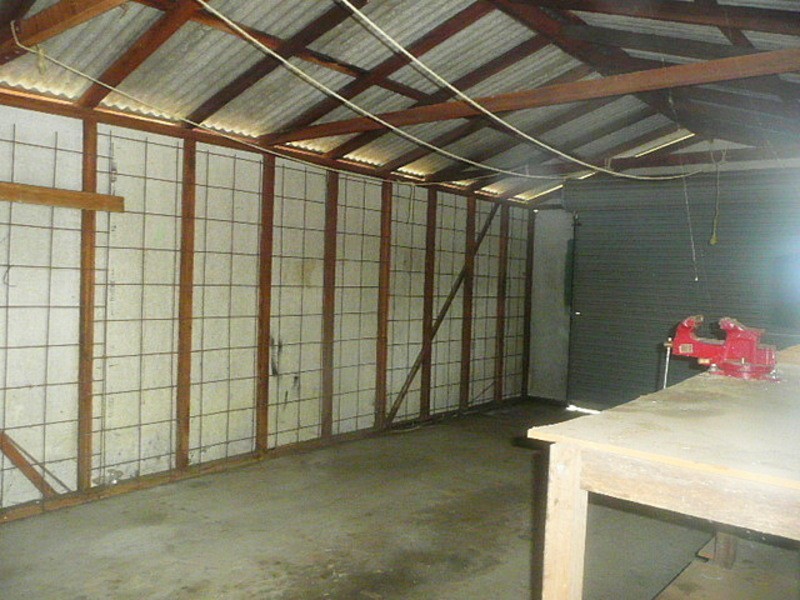 35 Lucena Drive, Lethbridge Park NSW 2770