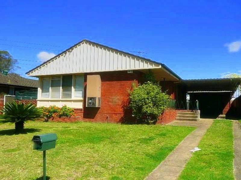 12 Bunsen Ave, Emerton NSW 2770