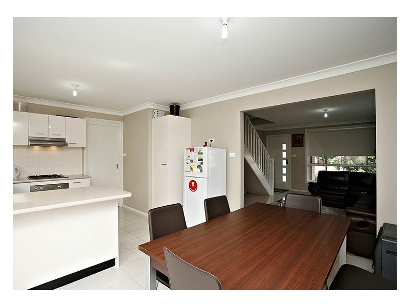 2/36 Adelaide Street, Rooty Hill NSW 2766