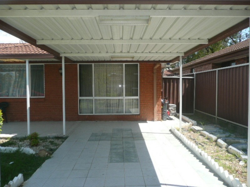 16 Calida Cres, Hassall Grove NSW 2761