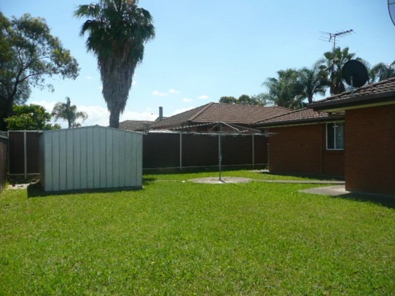 16 Calida Cres, Hassall Grove NSW 2761