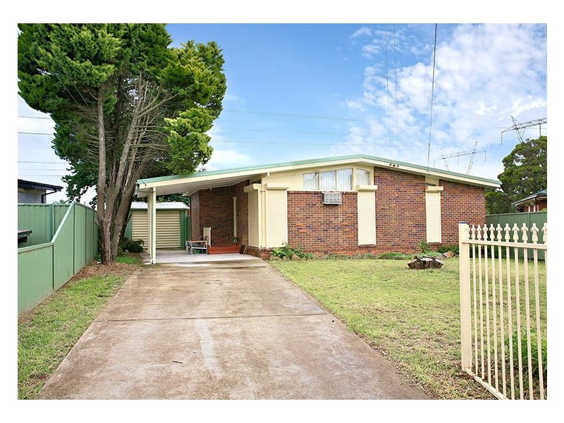 27 Siemens Cres, Emerton NSW 2770