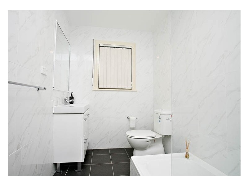 27 Siemens Cres, Emerton NSW 2770