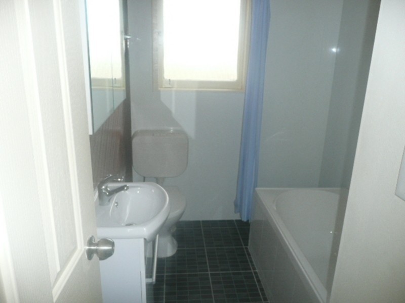 18 Taranaki avenue, Lethbridge Park NSW 2770