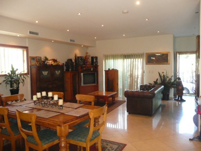 18 Goroka Street, Whalan NSW 2770