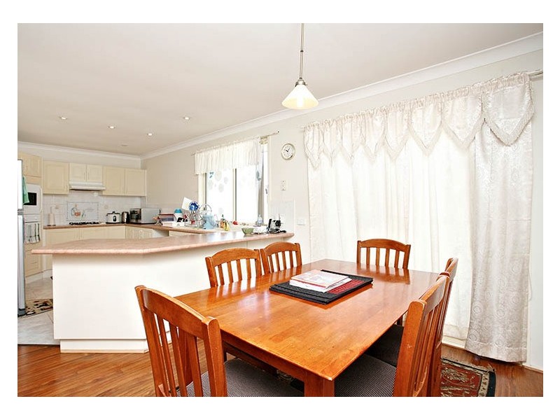 20 Simms Rd, Oakhurst NSW 2761