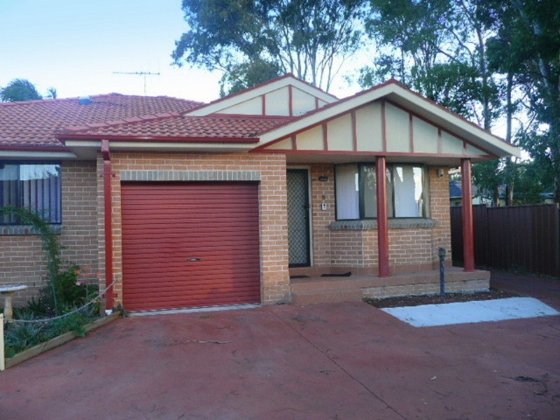 5/8 Woodside Avenue, Blacktown NSW 2148