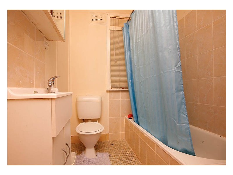 14 Waikanda Crescent, Whalan NSW 2770