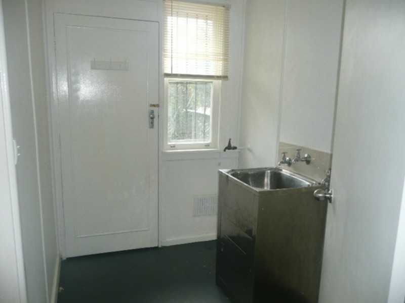 12 Waikanda Crescent, Whalan NSW 2770