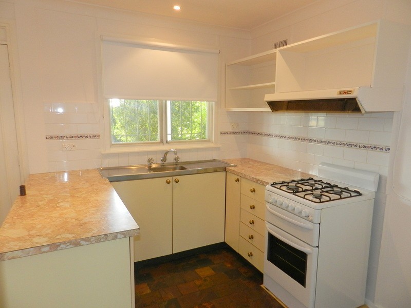 15 Siemens Cres, Emerton NSW 2770