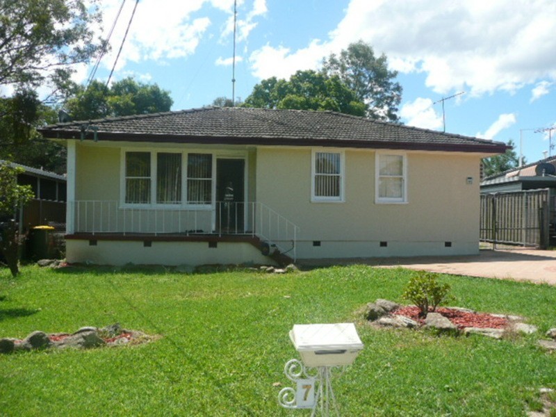 7 Banaro Place, Whalan NSW 2770