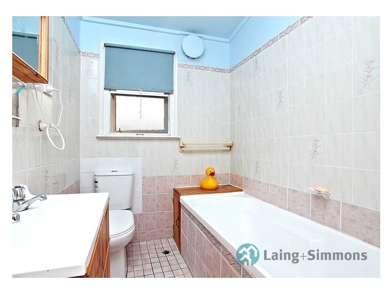 7 Papeete Ave, Lethbridge Park NSW 2770