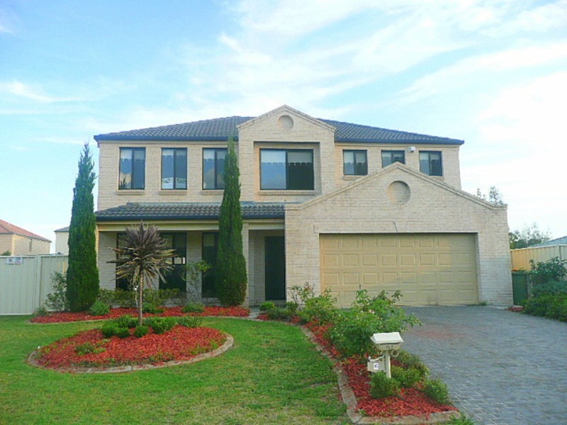 6 Hartwell Cres, St Clair NSW 2759