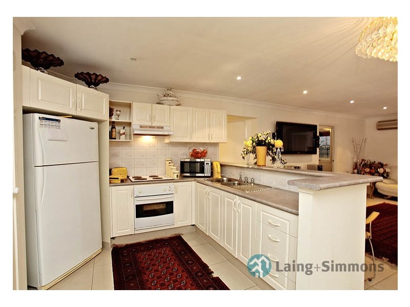 2 Ahmet Ct, Oakhurst NSW 2761