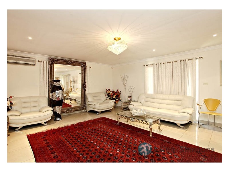 2 Ahmet Ct, Oakhurst NSW 2761