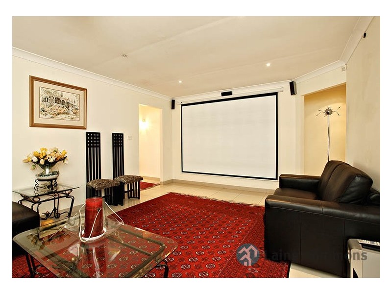 2 Ahmet Ct, Oakhurst NSW 2761